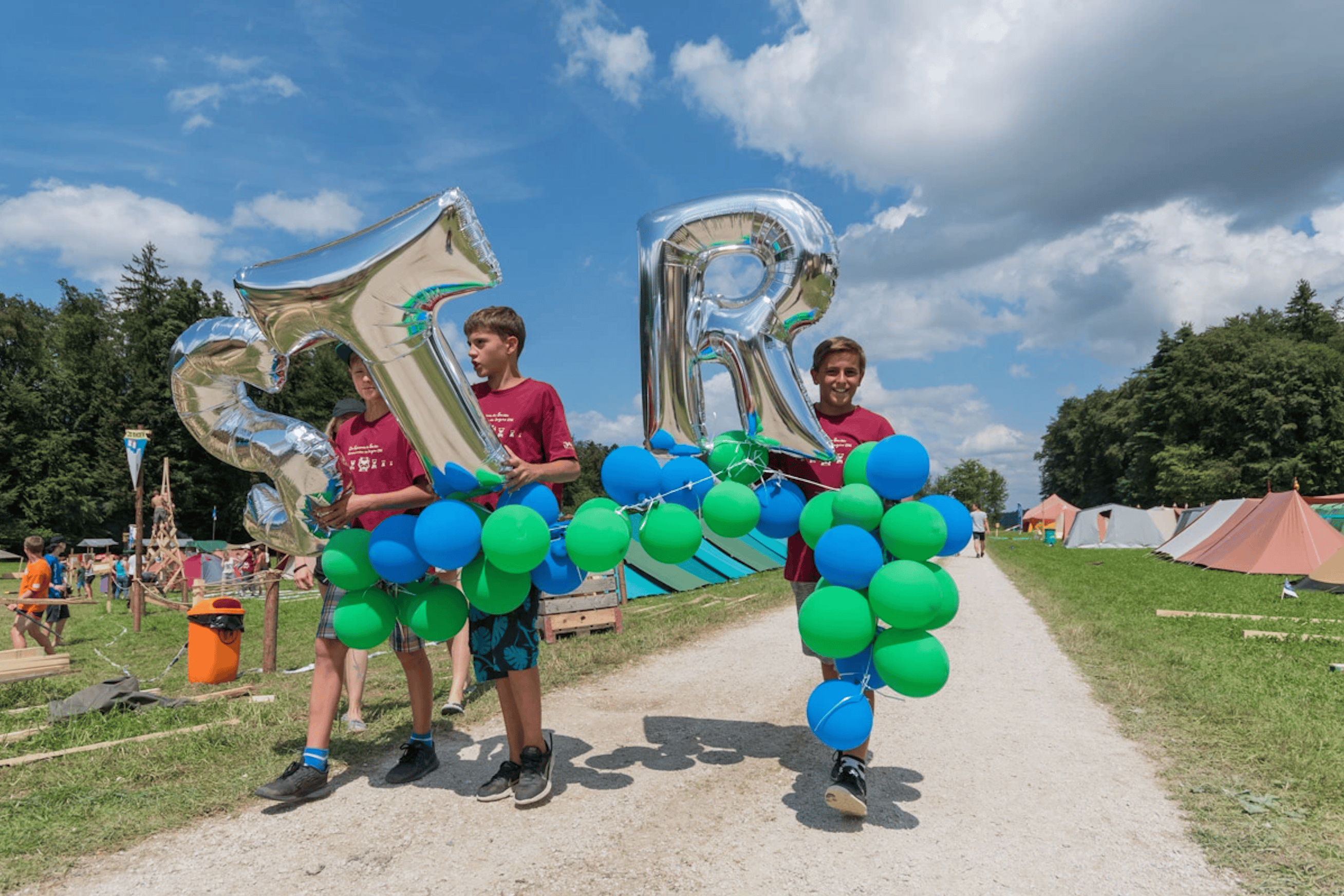 str16_balloons.png